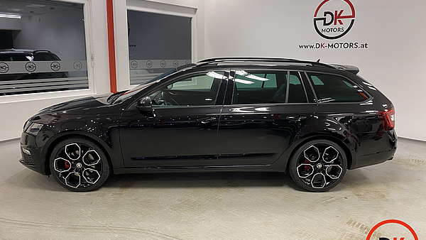 Skoda Octavia Combi RS TDI DSG 4x4 schwarz Foto 1