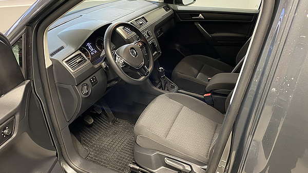 VW Caddy Trendline 2.0 TDI 4-Motion Foto 8