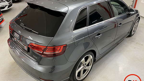 Audi A3 SB Sport Quattro 2.0 TDI Facelift S-Line Foto 4