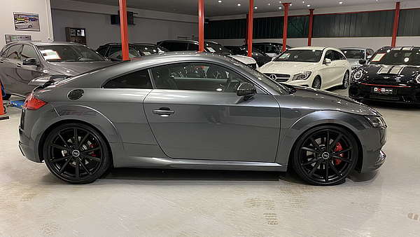 Audi TTS Coupe S-Tronic Foto 5