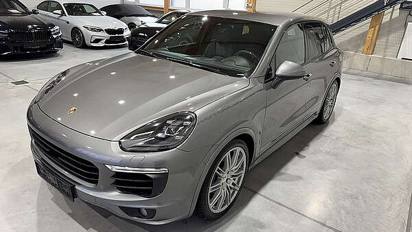 Porsche Cayenne II FL 3.0 Diesel Sport Design Foto 6