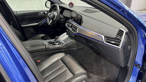 BMW X6 30d xDrive G06 M-Sport Riverside Blau Foto 24