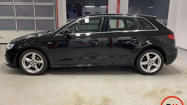 Audi A3 Sportback 1,6 TDI Sport Foto 4