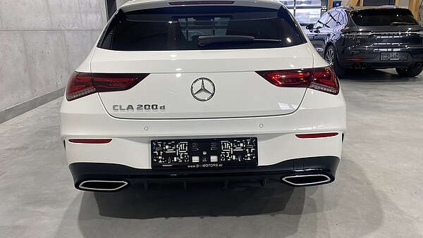 Mercedes CLA200d SB AMG Line Night Paket weiss Foto 3