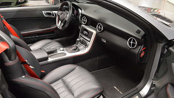 Mercedes SLK 200 Autom. AMG Paket Foto 21