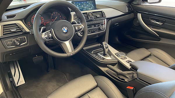 BMW 440i xDrive Cabrio M-Paket Foto 23
