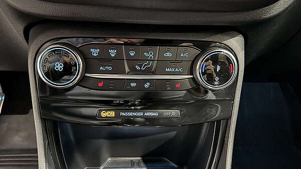 Ford Puma ST-X Foto 19