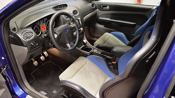 Ford Focus RS MK2 blau Foto 9
