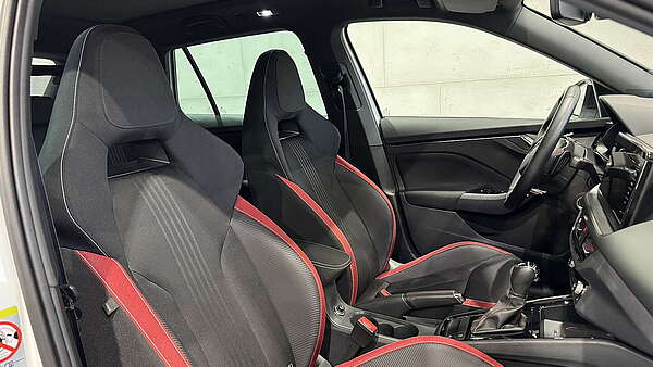 Skoda Kamiq Monte Carlo 1,0 TSI DSG Foto 19