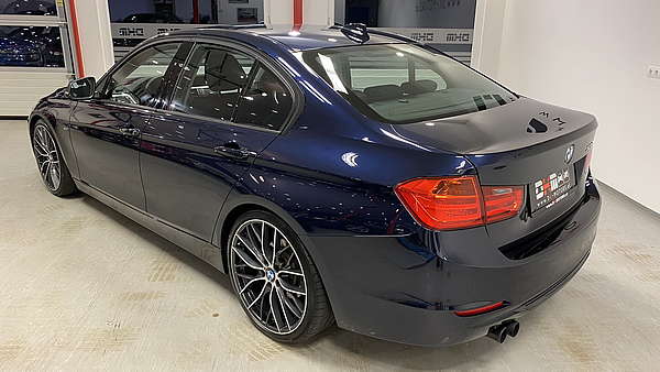 BMW 328i F30 Sport Line Automatik Foto 2