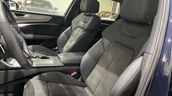 Audi A6 Avant 45 TDI Sport Quattro S-Line Firmamentblau Foto 15