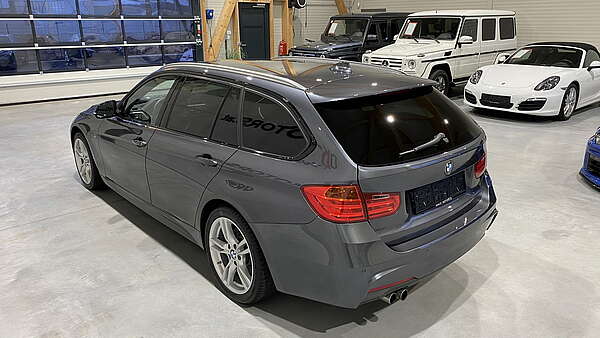 BMW 330d xDrive Touring F31 mit M-Paket Foto 4