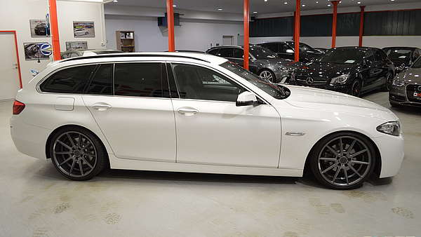 BMW 520d LCI F11 Touring Autm. Foto 4