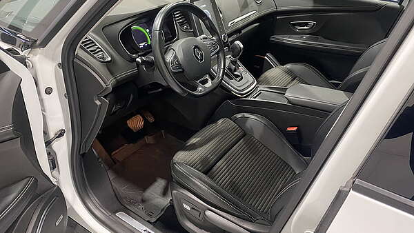 Renault Grand Scenic EDC 160 Bose Edition weiss Foto 7