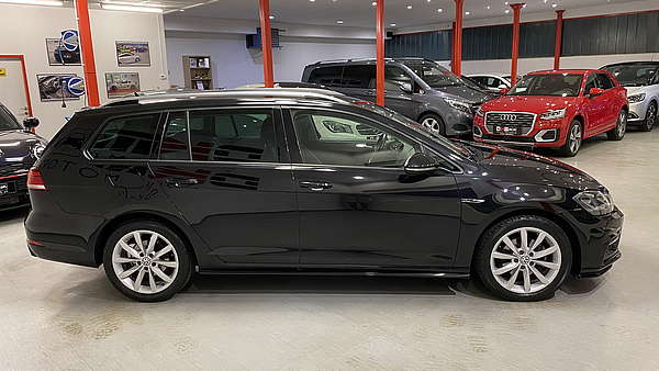 VW Golf 7 Variant TDI DSG R-Line Foto 4