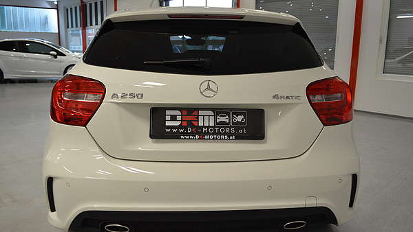 Mercedes A250 4-Matic AMG Foto 4