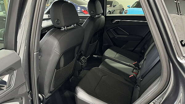 Audi Q3 40 TFSI Quattro S-Tronic S-Line Daytona Grau Foto 22