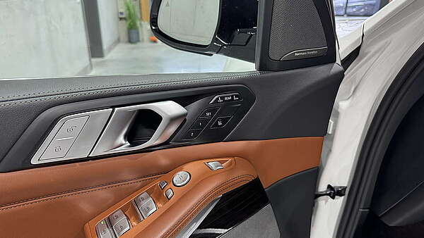 BMW X7 xDrive 30d  6-Sitzer Design Pure Excellence Foto 20