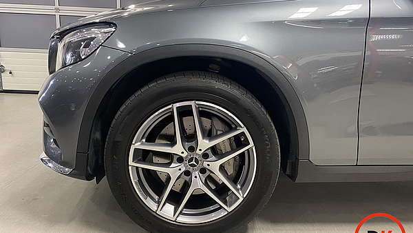 Mercedes GLC 250d 4Matic Coupe Aut. AMG Line Foto 12