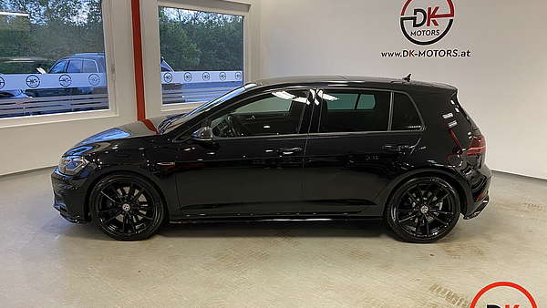 VW Golf 7R DSG Facelift schwarz Foto 1