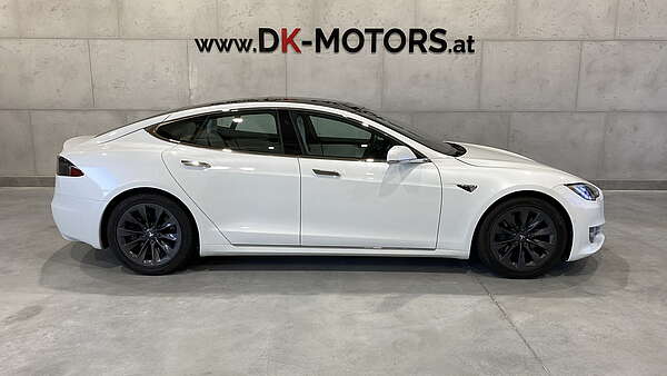 Tesla Model S 75 D (mit Batterie) Foto 0