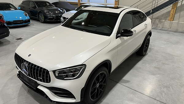Mercedes GLC 300e Coupe 4Matic AMG Line (Facelift) Foto 5