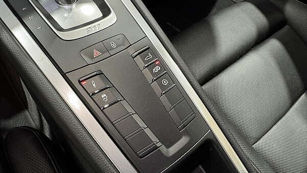 Porsche 911 991.2 Carrera S Coupe PDK Tiefschwarz Foto 28