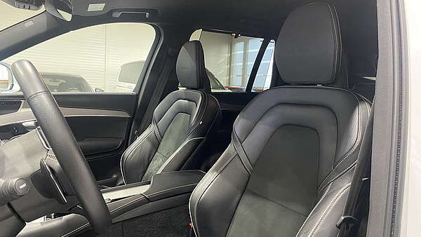 Volvo XC90 R-Design 7-Sitzer Autm. Foto 14