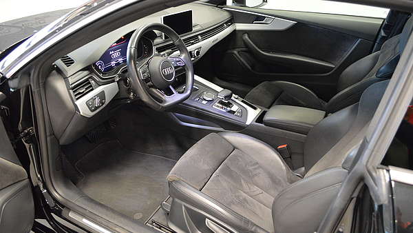 Audi A5 Coupe 3.0 TDI quattro S-Tronic Foto 8