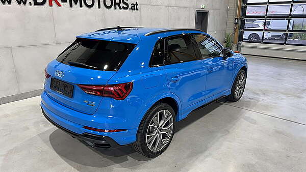 Audi Q3 35 TDI Quattro S-Tronic S-Line Turbo Blau Foto 2