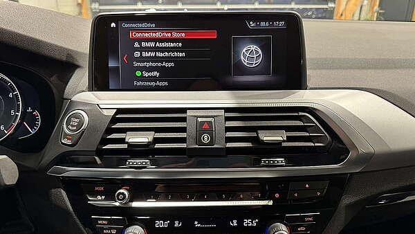 BMW X4 20d xDrive Autm. Advantage Foto 32