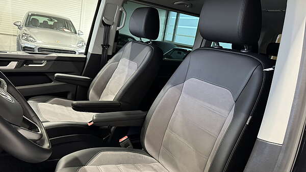 VW Multivan T6.1 2.0 TDI 4Motion DSG Highline 2022 Foto 12