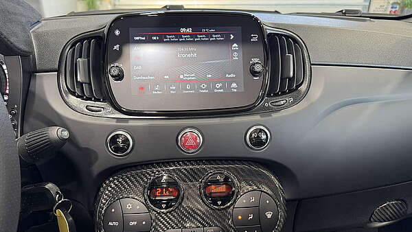 Abarth 695C Competizione 2023 Foto 31