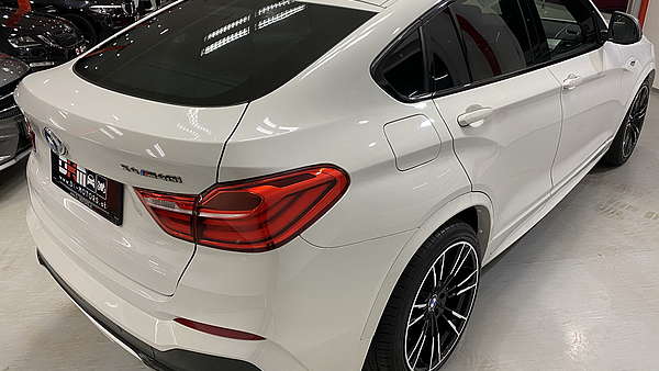 BMW X4M M40i xDrive Foto 4