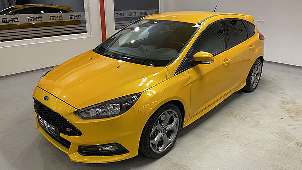 Ford Focus ST (Facelift) Foto 9