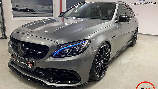 Mercedes C63 AMG T Modell Performance Foto 14