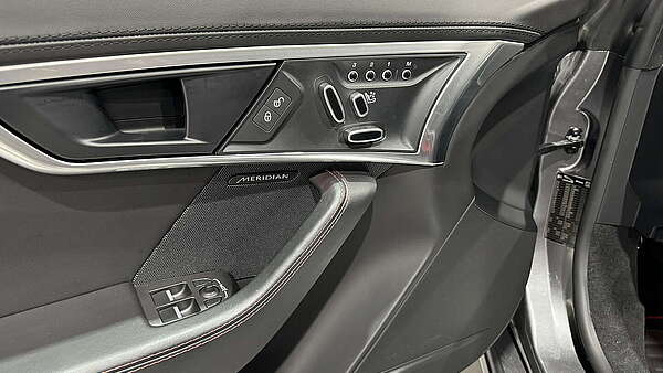 Jaguar F-Type 3.0 S/C Automatik Foto 16