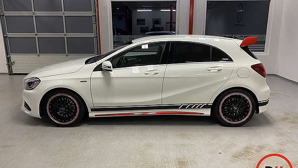 Mercedes A250 Sport 4Matic AMG Foto 2