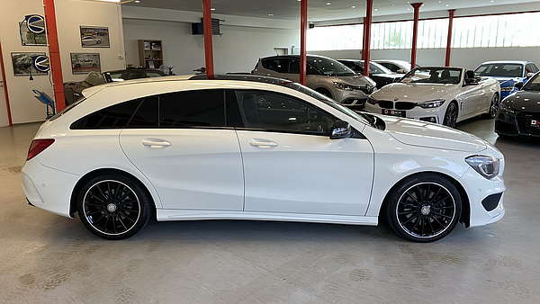 Mercedes CLA 220d Shooting Brake 4-Matic Autom. Foto 5