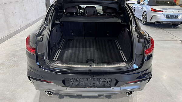 BMW X4 20d xDrive M-Sport X Foto 9