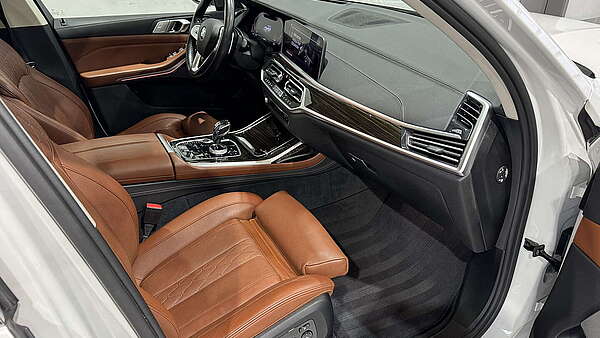 BMW X7 xDrive 30d  6-Sitzer Design Pure Excellence Foto 22