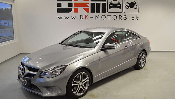 Mercedes E220 CDI Autom. Coupe Facelift Foto 0