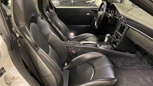 Porsche 911 997 4S Handschalter Foto 23