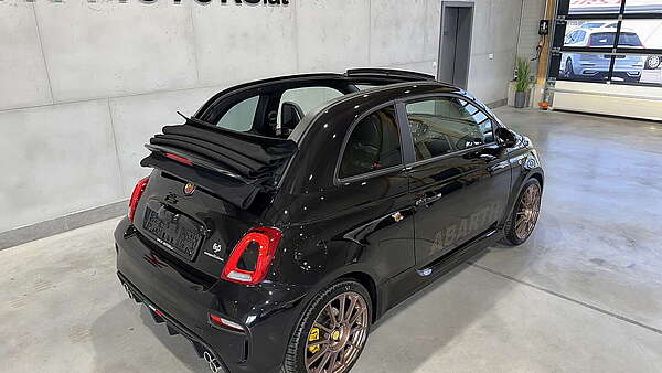 Abarth 695C Competizione 2023 Foto 27