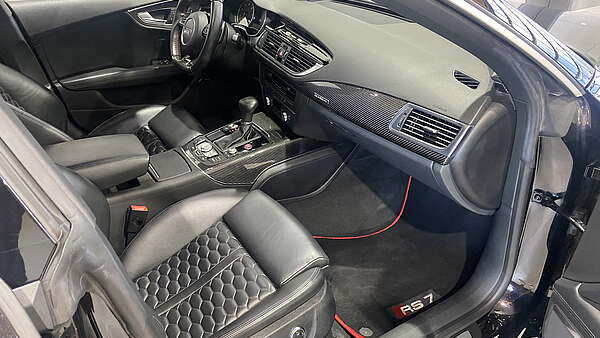 Audi RS7 Sportback 4.0 TFSI quattro S-Tronic Foto 18