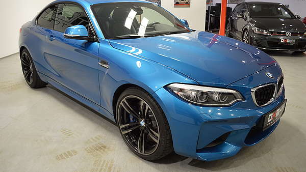 BMW M2 LCI DKG Long Beach Blue Foto 5