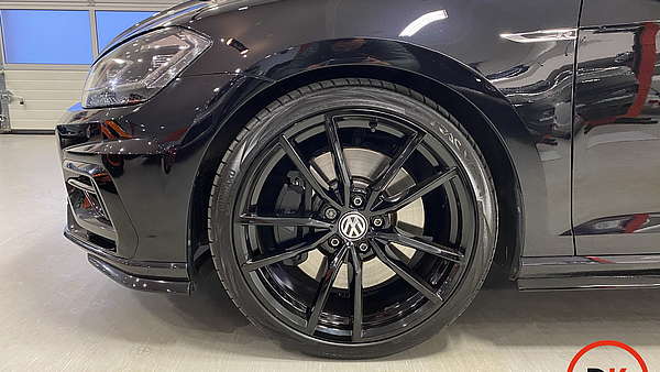 VW Golf 7R DSG Facelift schwarz Foto 13