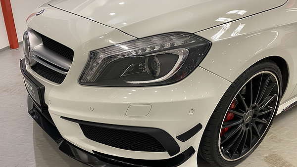 Mercedes A45 AMG 4Matic Turbo Performance Foto 10