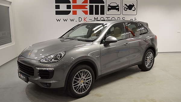 Porsche Cayenne II FL Diesel Foto 0