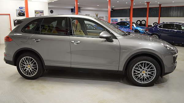 Porsche Cayenne II FL Diesel Foto 5